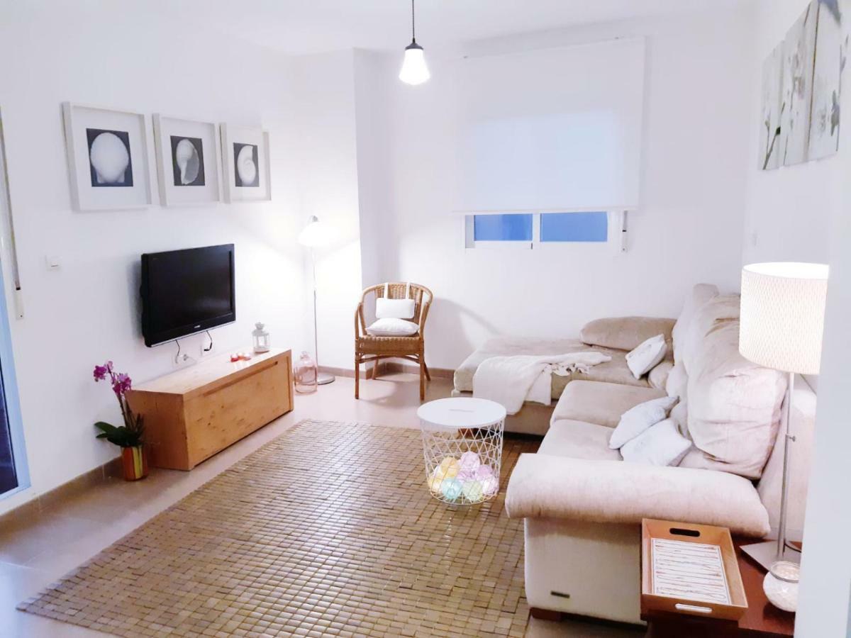 Terraza Y Playa Costa Tropical Apartment Торенуева Екстериор снимка